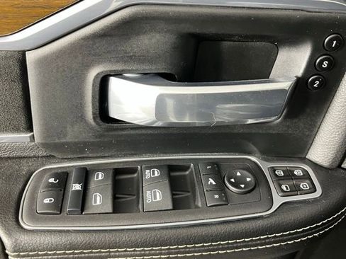 Used 2024 RAM 2500 Laramie image 22