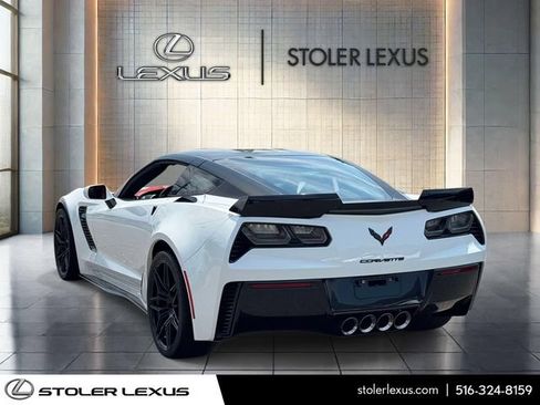 Used 2019 Chevrolet Corvette Z06 RWD image 7