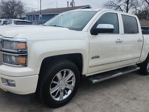 Used 2015 Chevrolet Silverado 1500 High Country w/ High Country Premium Package image 2