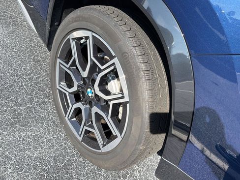 Certified 2025 BMW X1 xDrive28i w/ Technology Package image 10