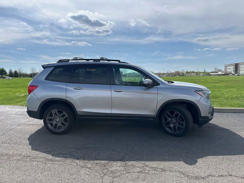 Used 2023 Honda Passport EX-L image 12