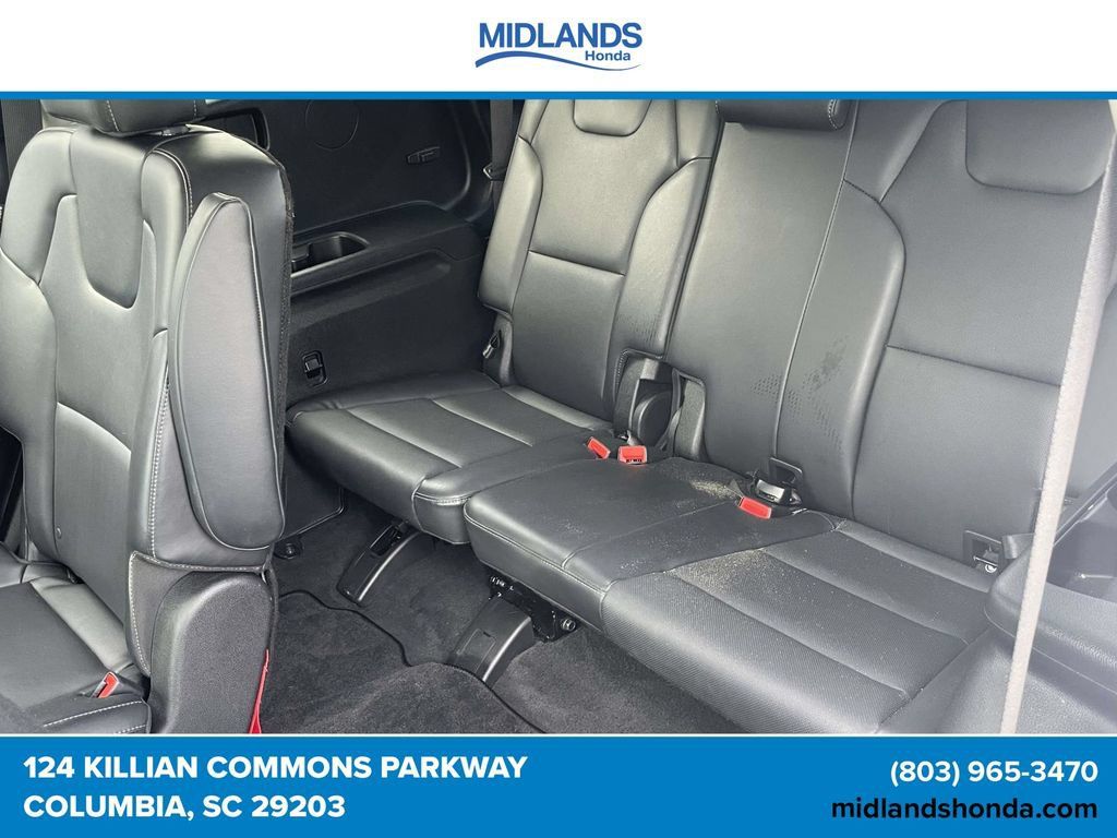 Used 2025 Kia Telluride S FWD image 11