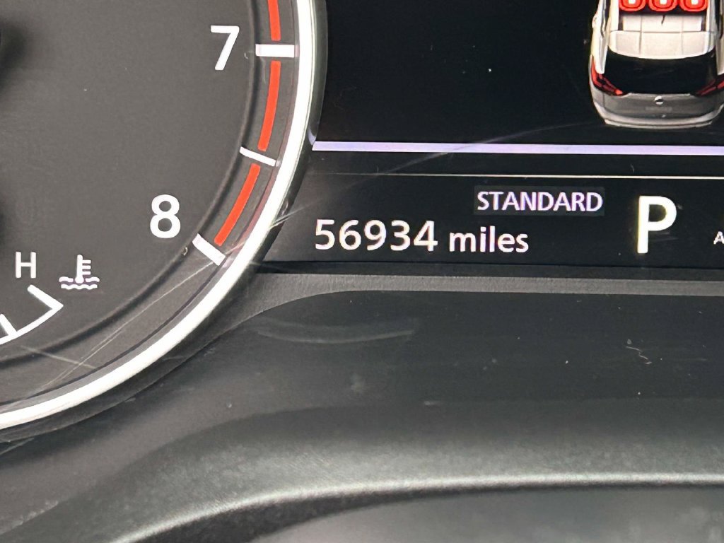 Used 2025 Nissan Rogue SV FWD image 29