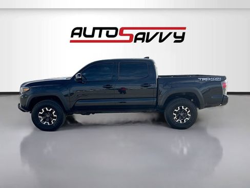 Used 2022 Toyota Tacoma TRD Off-Road w/ Technology Package AWD/4WD image 4