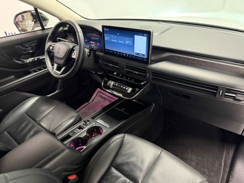 Used 2023 Lincoln Corsair Reserve AWD/4WD image 23