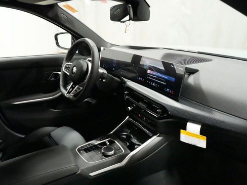 New 2026 BMW 330i xDrive Sedan AWD/4WD image 6
