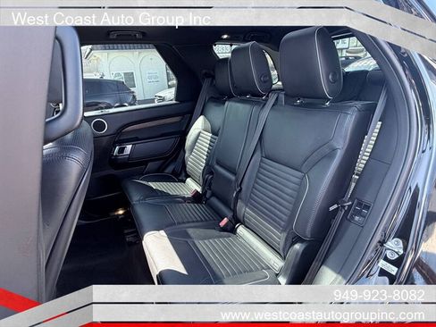 Used 2018 Land Rover Discovery HSE Luxury AWD/4WD image 14