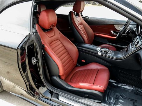 Used 2018 Mercedes-Benz C 300 Cabriolet image 38