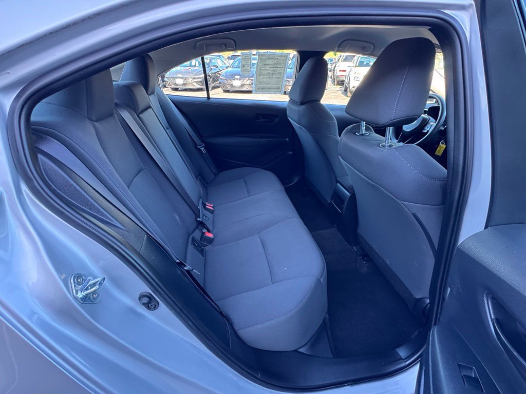 Used 2022 Toyota Corolla LE FWD image 22