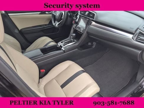 Used 2016 Honda Civic Touring image 14