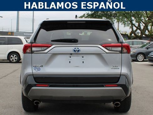 Used 2019 Toyota RAV4 XSE image 4