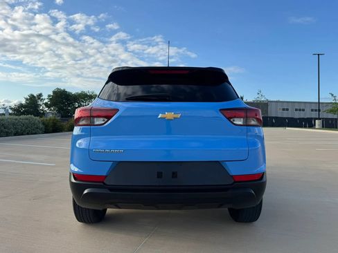 Used 2024 Chevrolet TrailBlazer LS w/ LS Convenience Package FWD image 5