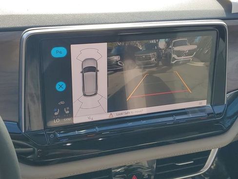 New 2026 Volkswagen Atlas SE image 25