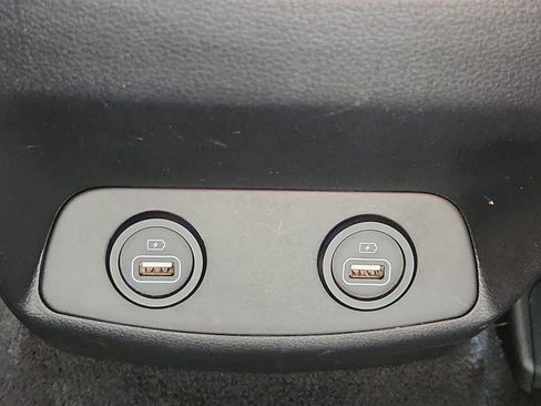 Used 2023 Hyundai Santa Fe SEL image 16