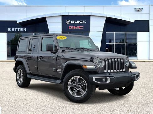 Used 2020 Jeep Wrangler Unlimited Sahara w/ Dual Top Group AWD/4WD image 1