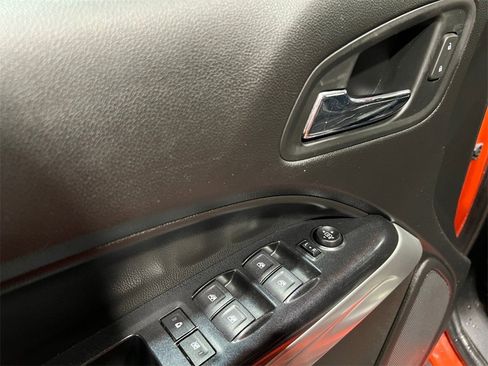 Used 2019 Chevrolet Colorado ZR2 image 23