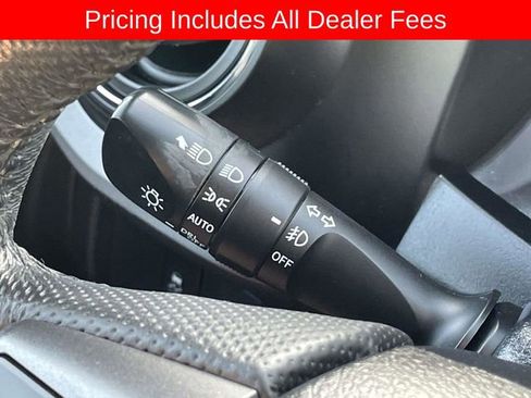 Used 2021 Toyota Tacoma TRD Off-Road AWD/4WD image 28