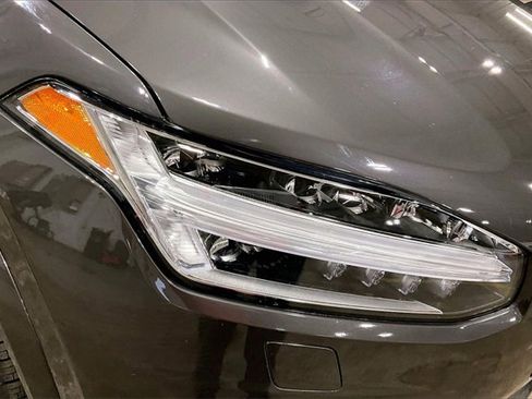 Certified 2023 Volvo XC90 B6 Ultimate image 31