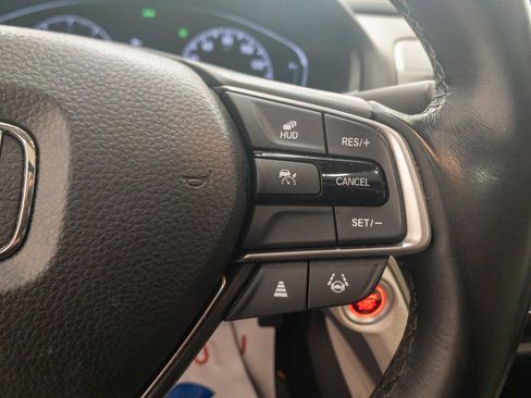 Used 2021 Honda Accord Touring image 25