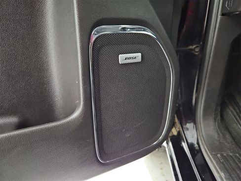 Used 2018 GMC Sierra 1500 SLT image 30