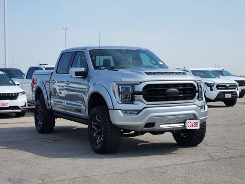 Used 2021 Ford F150 Lariat w/ Equipment Group 502A High AWD/4WD image 3