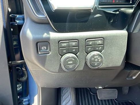 Used 2026 Chevrolet Silverado 3500 LTZ w/ LTZ Plus Package AWD/4WD image 28