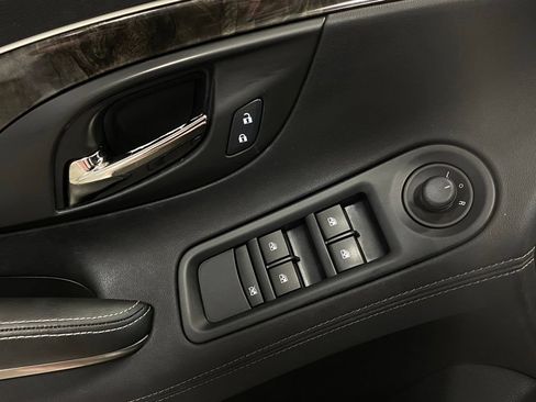 Used 2016 Buick LaCrosse FWD image 13