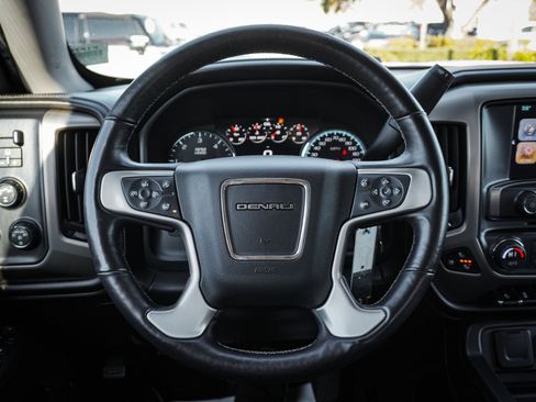 Used 2017 GMC Sierra 1500 Denali w/ Denali Ultimate Package image 17