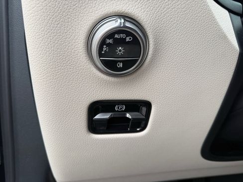 New 2026 Mercedes-Benz GLC 300 4MATIC image 22