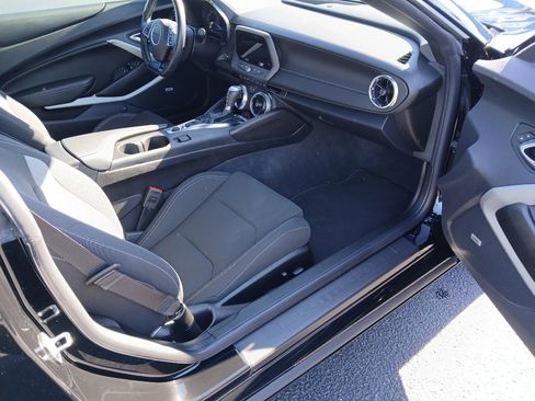 Used 2024 Chevrolet Camaro LT w/ Technology Package image 26