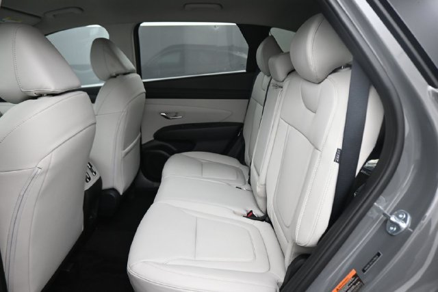 New 2026 Hyundai Tucson SEL Plus AWD/4WD image 16