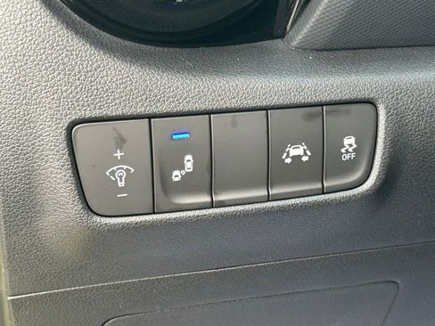 Used 2020 Hyundai Kona Limited AWD/4WD image 65