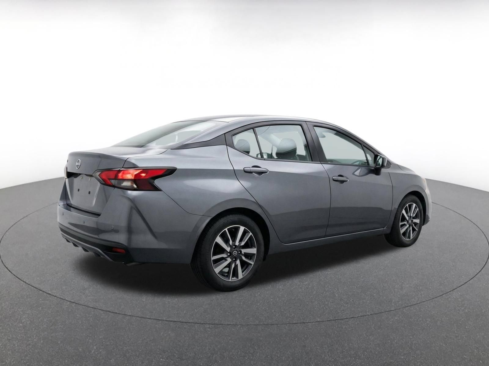 Used 2025 Nissan Versa SV FWD image 8