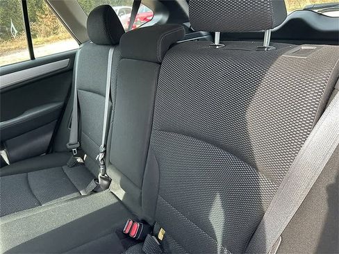 Used 2017 Subaru Outback 2.5i image 14