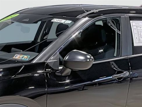 Used 2024 Nissan Rogue S AWD/4WD image 8