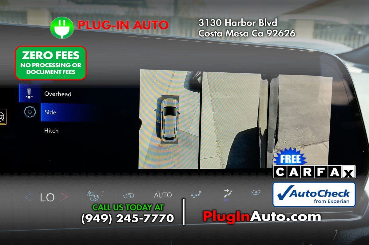 Used 2024 Chevrolet Equinox EV RS FWD image 36
