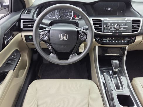 Used 2017 Honda Accord LX image 11