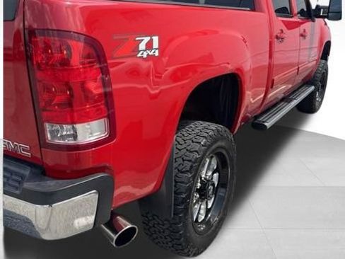Used 2013 GMC Sierra 2500 SLT w/ SLT Convenience Package AWD/4WD image 7