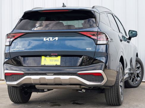 Used 2024 Kia Sportage SX Prestige image 2