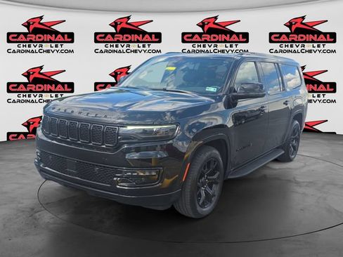Used 2024 Jeep Wagoneer L Series II AWD/4WD image 7