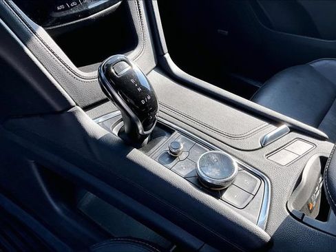 Used 2020 Cadillac XT5 Premium Luxury FWD image 15