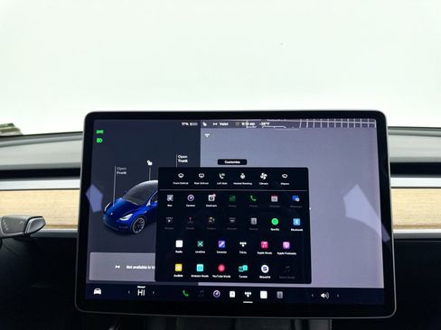 Used 2021 Tesla Model Y Long Range image 6