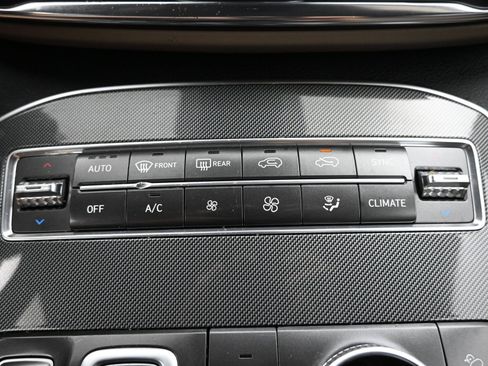 Used 2022 Hyundai Santa Fe SEL w/ Convenience Package AWD/4WD image 17