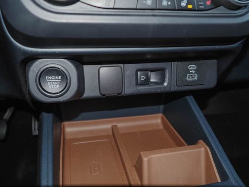 Used 2024 Ford Maverick Lariat image 15