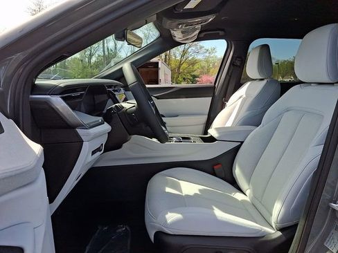 New 2026 Jeep Cherokee Laredo AWD/4WD image 9