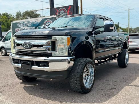 Used 2017 Ford F350 XL AWD/4WD image 4