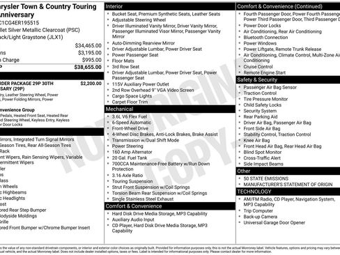 Used 2014 Chrysler Town & Country Touring-L image 8