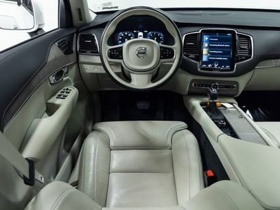 Used 2022 Volvo XC90 T6 Inscription w/ Advanced Package