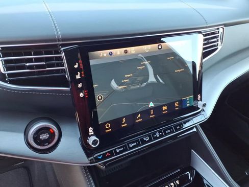 New 2026 Jeep Grand Wagoneer Limited AWD/4WD image 13