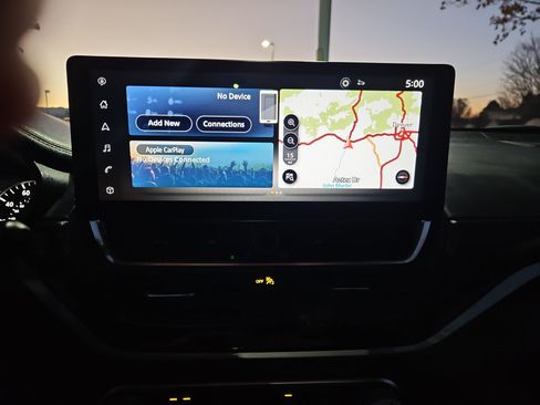 Used 2024 Nissan Altima 2.5 SR w/ SR Premium Package image 14